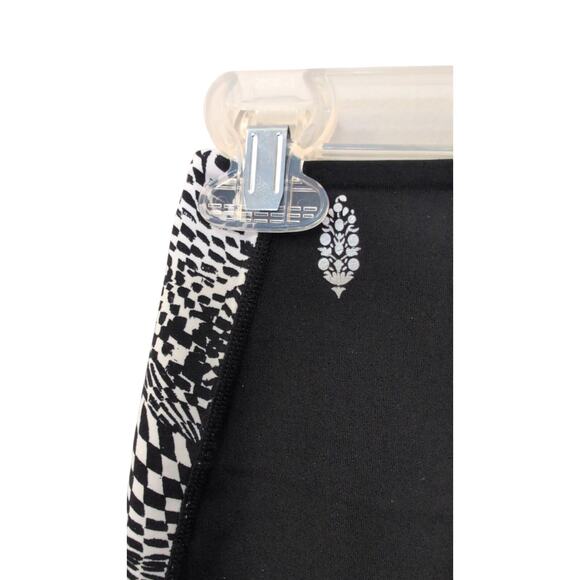 Free People Movement Black & White Leggings – Size S - Picture 5 of 5